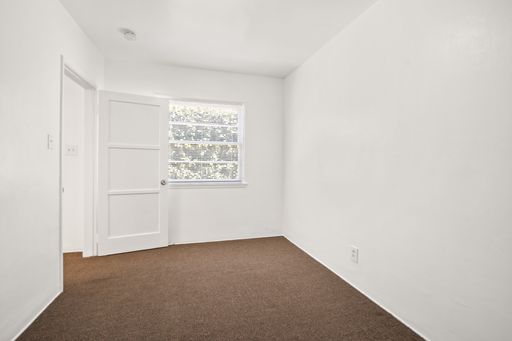 2723 E 8th St #B, Long Beach, CA 90804