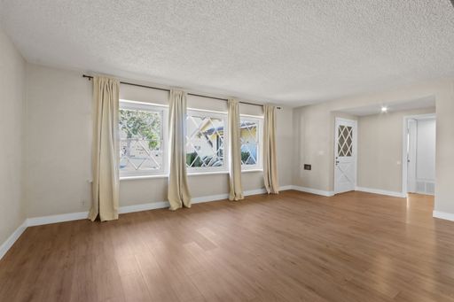 10925 Newcomb Avenue, Whittier, CA 90603-3226