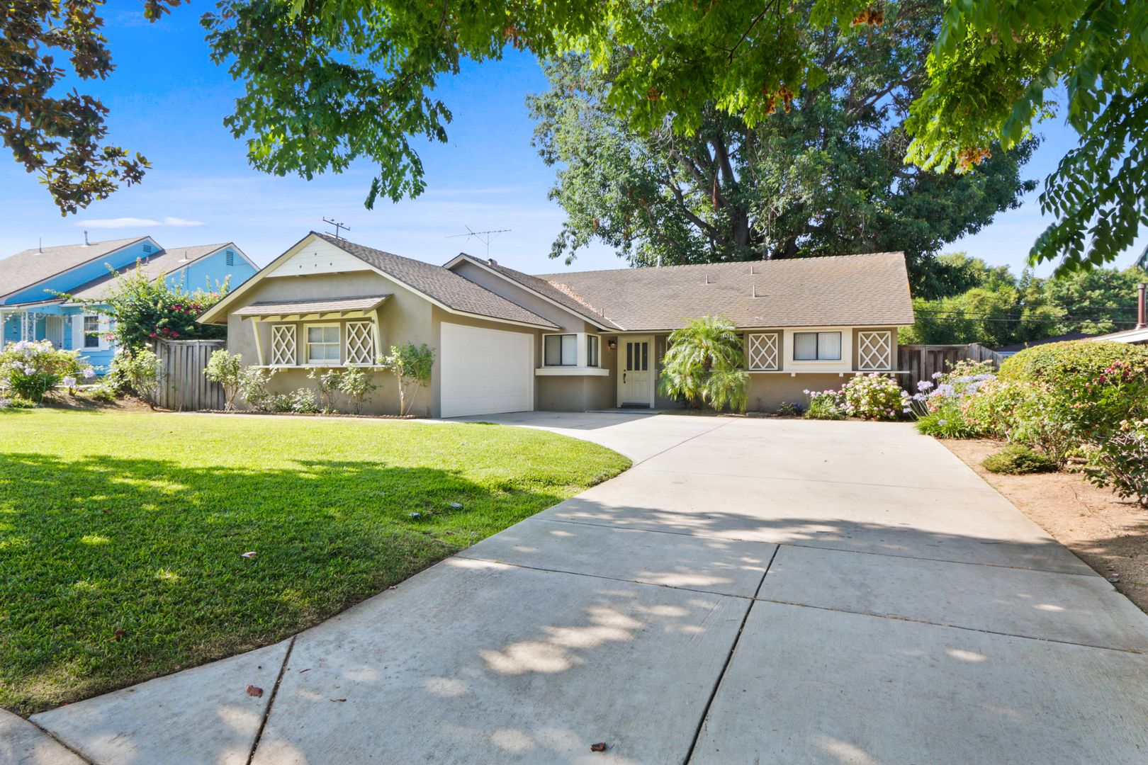 Whittier House: 15846 Janine Dr