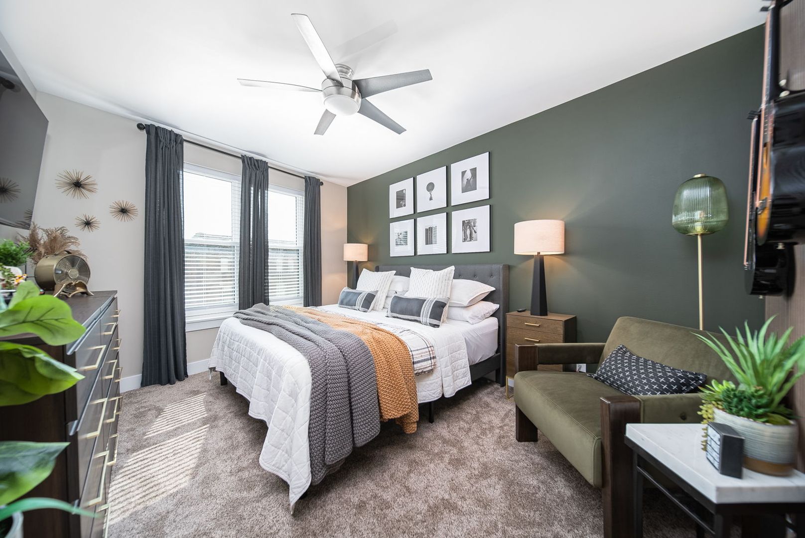 Columbus Apartment: 999 N. High St.