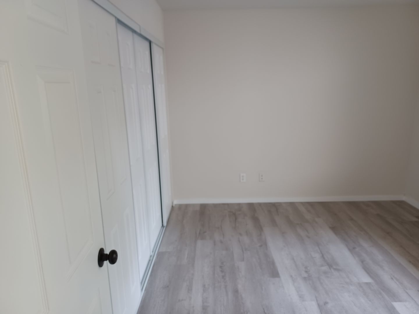 Lakewood Apartment: 10240 Bridgeport Way SW