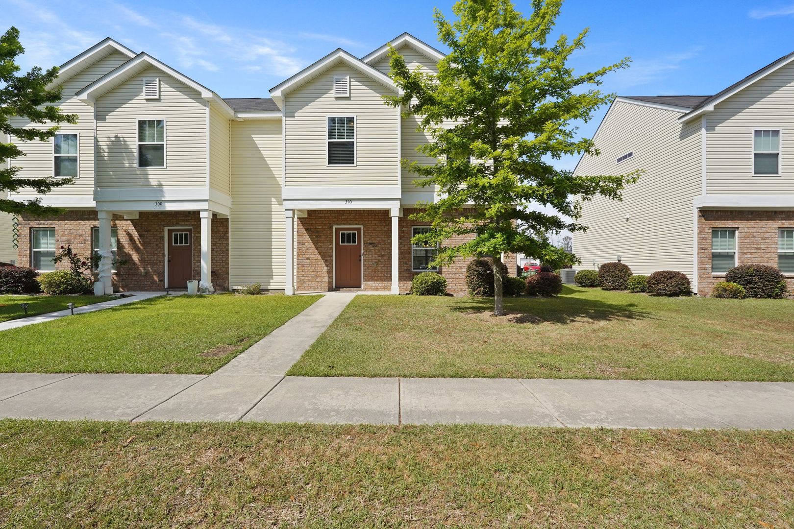 Pooler Townhome: 308 Morgan Pines Drive