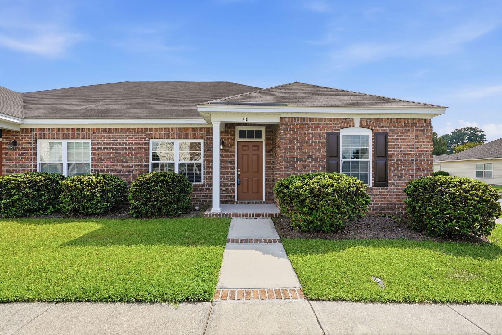Pooler Townhome: 401 Olde Ivey Square