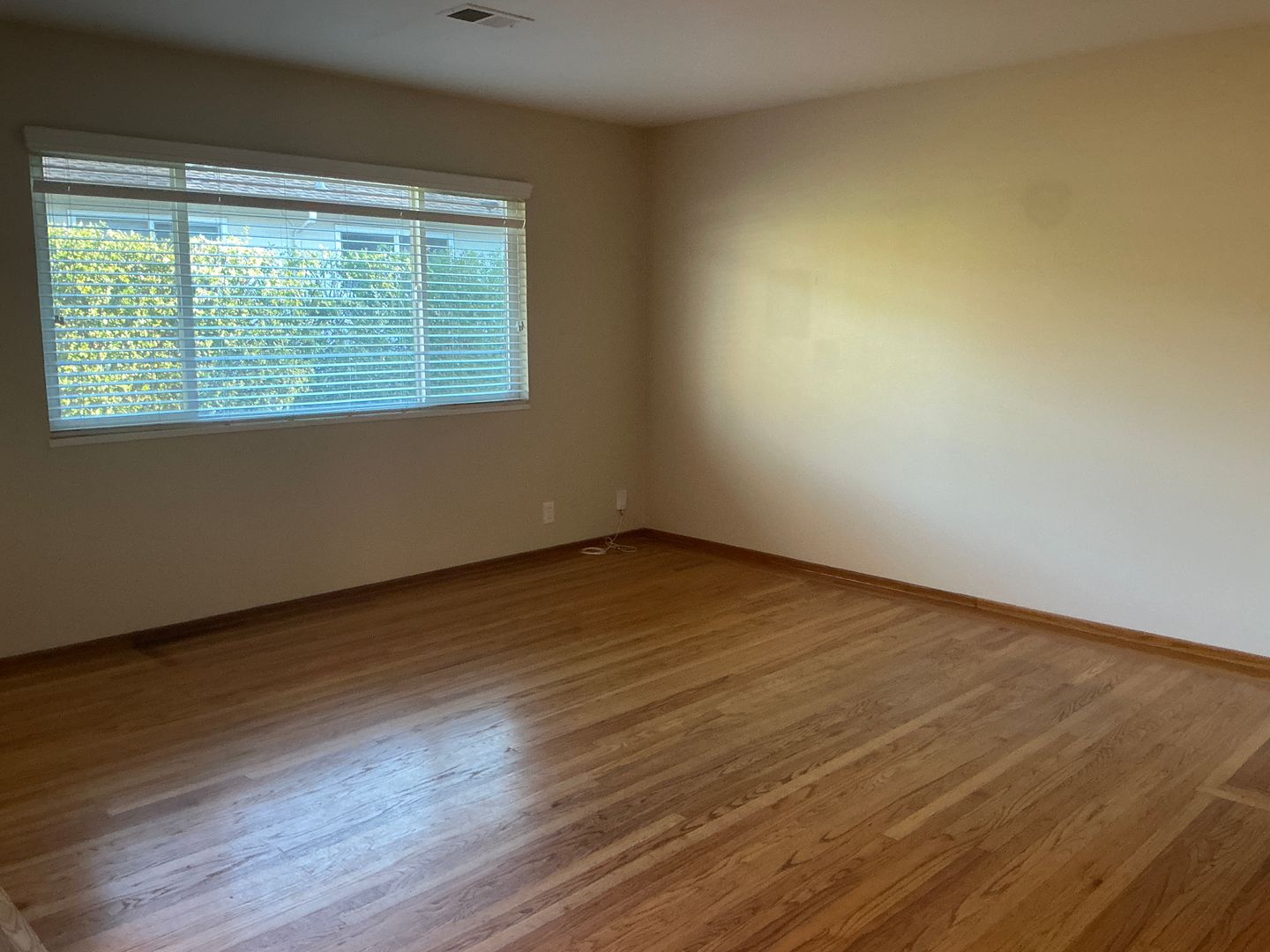 Menlo Park Apartment: 785-815 Roble Avenue