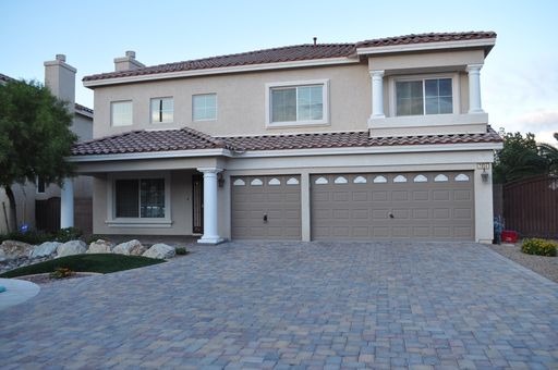 Amazing 2 Story Home in a Cul De Sac. – photo 1