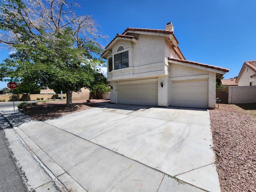 Gorgeous 4 Bedroom corner lot home – photo 1