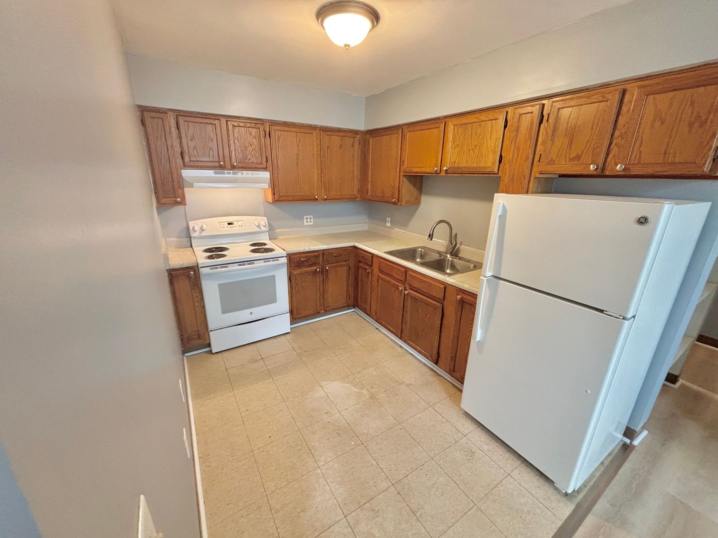 Rochester Apartment: 681 Brown Street
