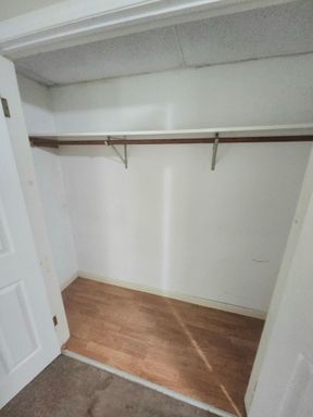 Spacious 2bd apt | Laundry hooks | Off Street Parking