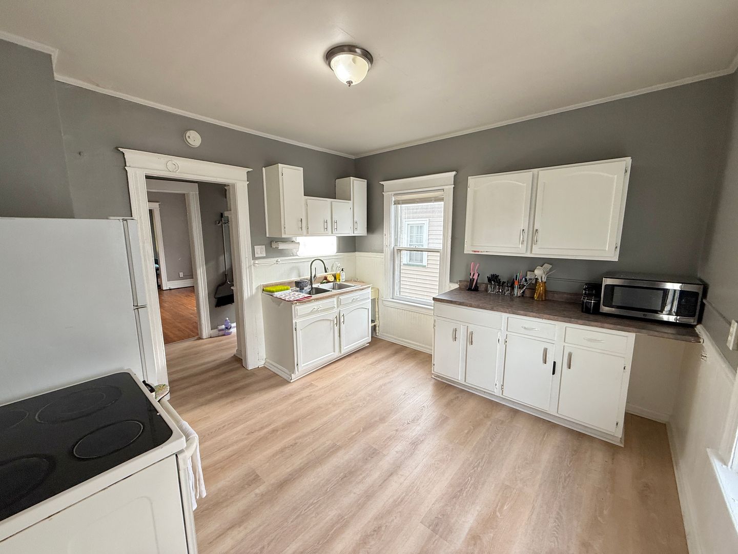 Rochester Apartment: 287-289 Reynolds Street