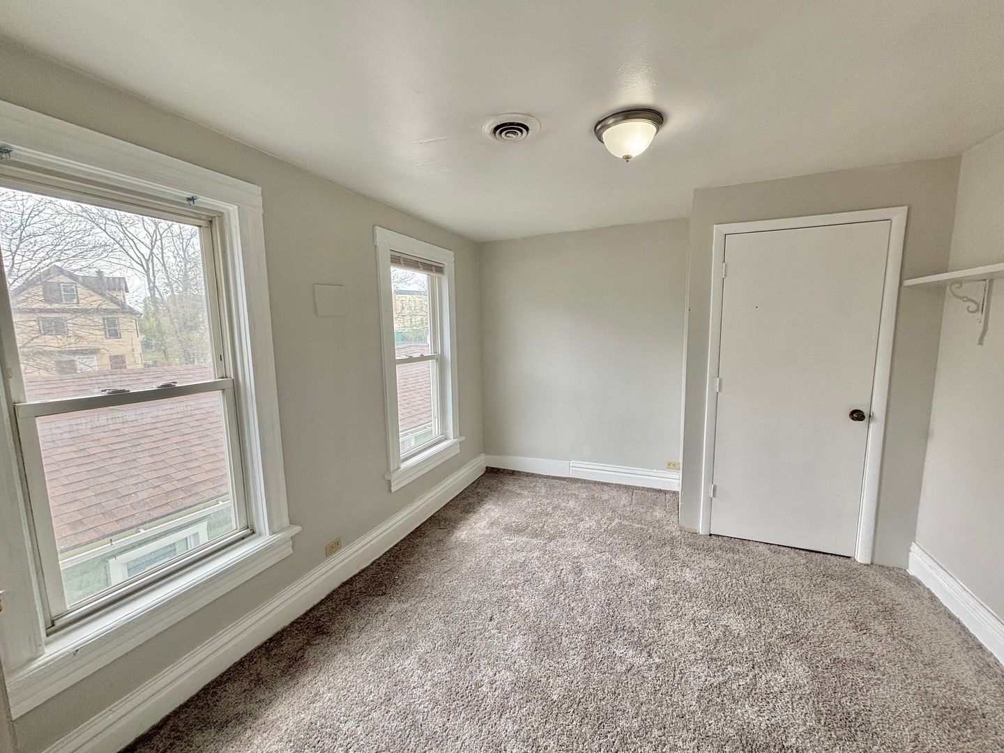 Rochester Apartment: 39 Parkway