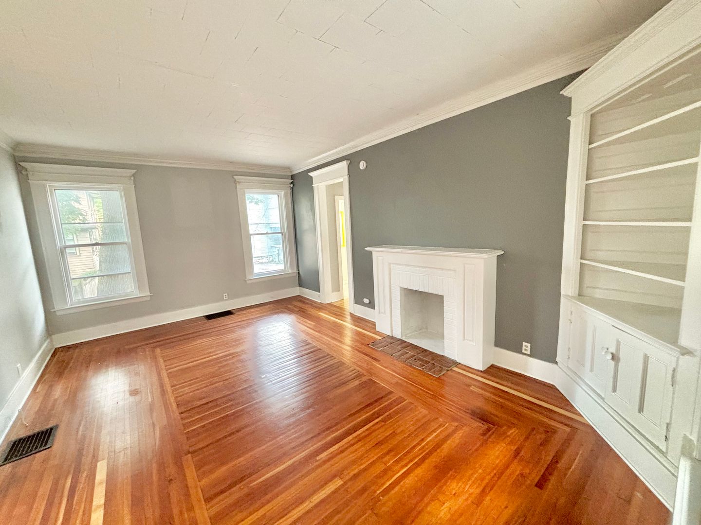 Rochester Apartment: 30 Strathallan Park