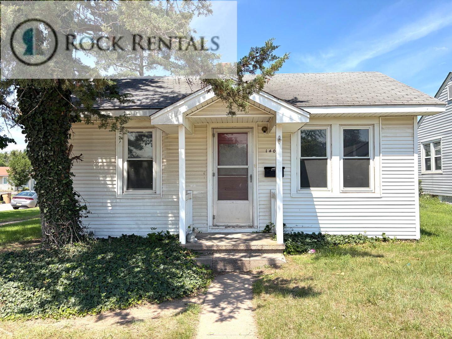 Hutchinson House: 1401 N Monroe