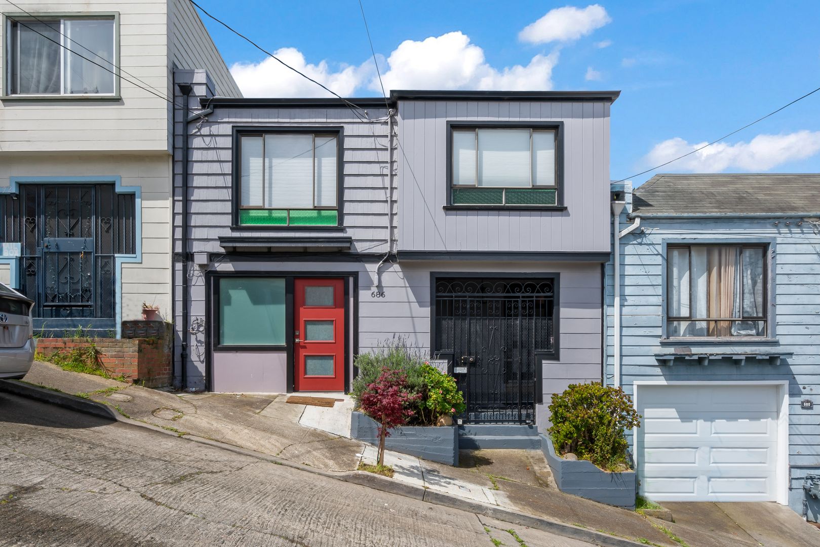 SAN FRANCISCO Multiplex: 686 COLBY ST. -