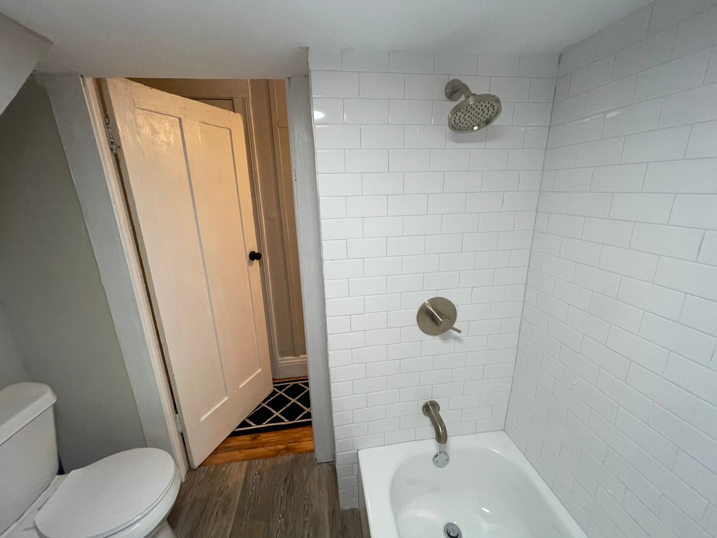 Rochester Apartment: 123 Griffith St