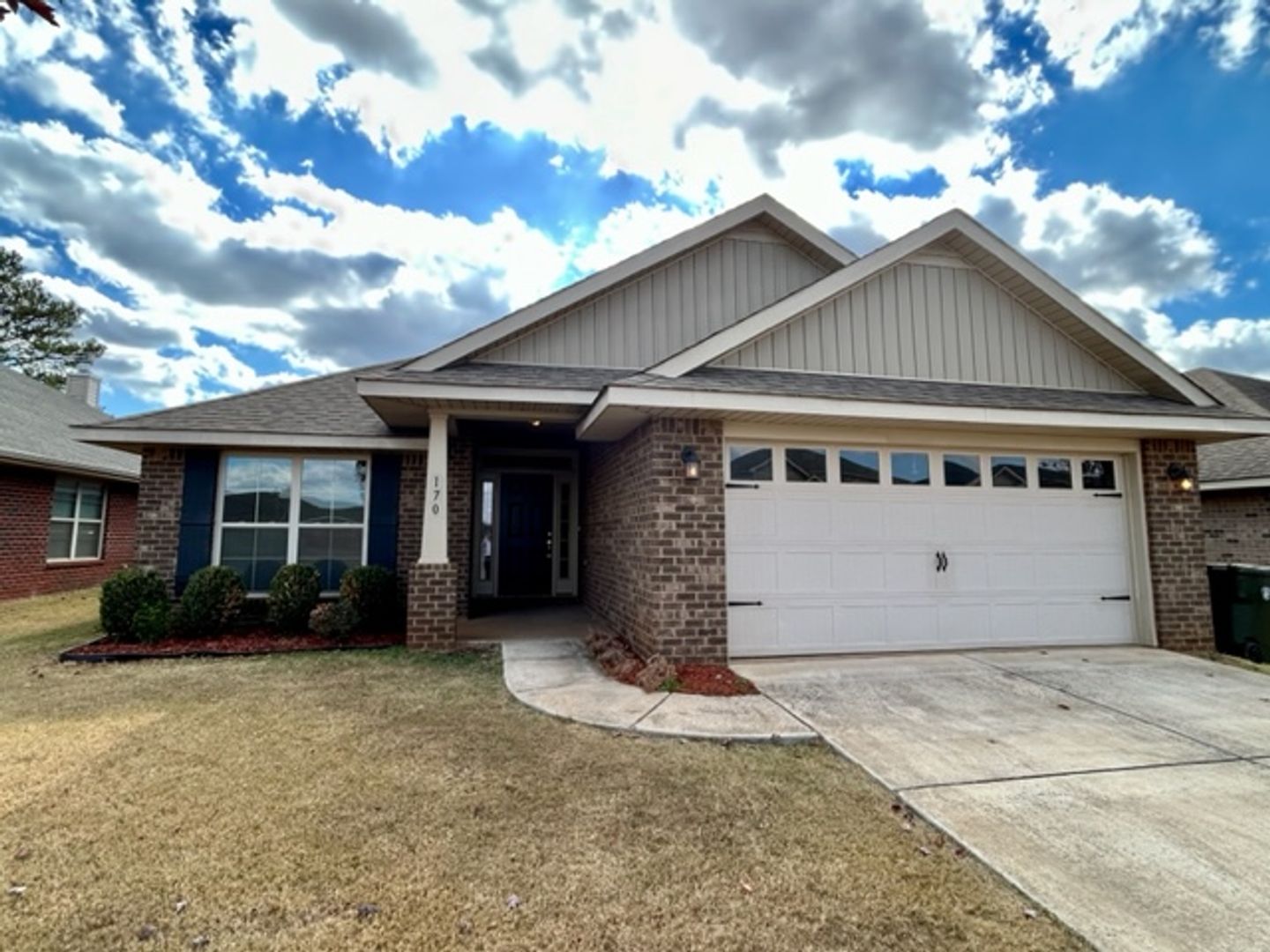 Madison House: 170 Harold Murphy Drive