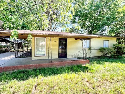 2433 Shepard – Cozy & Updated 3 Bed / 1 Bath Home | – photo 1