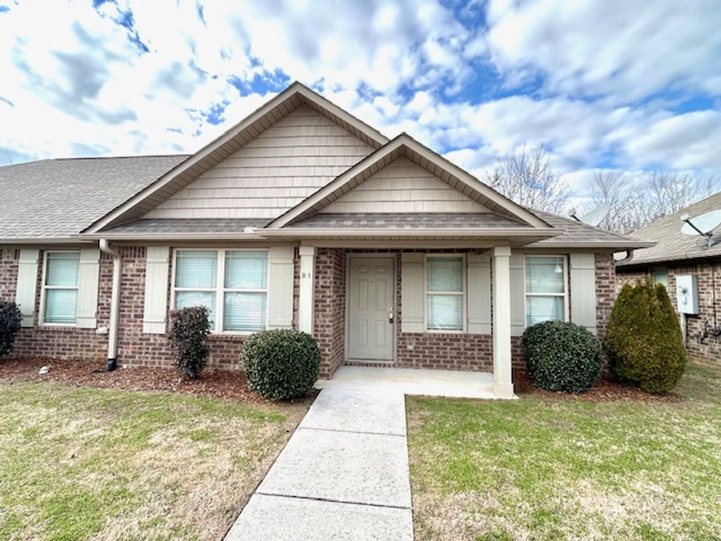 Harvest Apartment: 1089 Burwell Rd