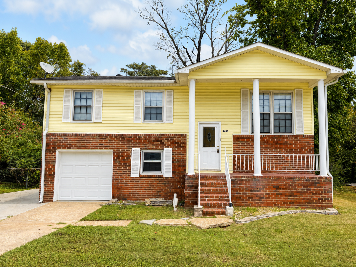 Huntsville House: 4459 Millvale Dr