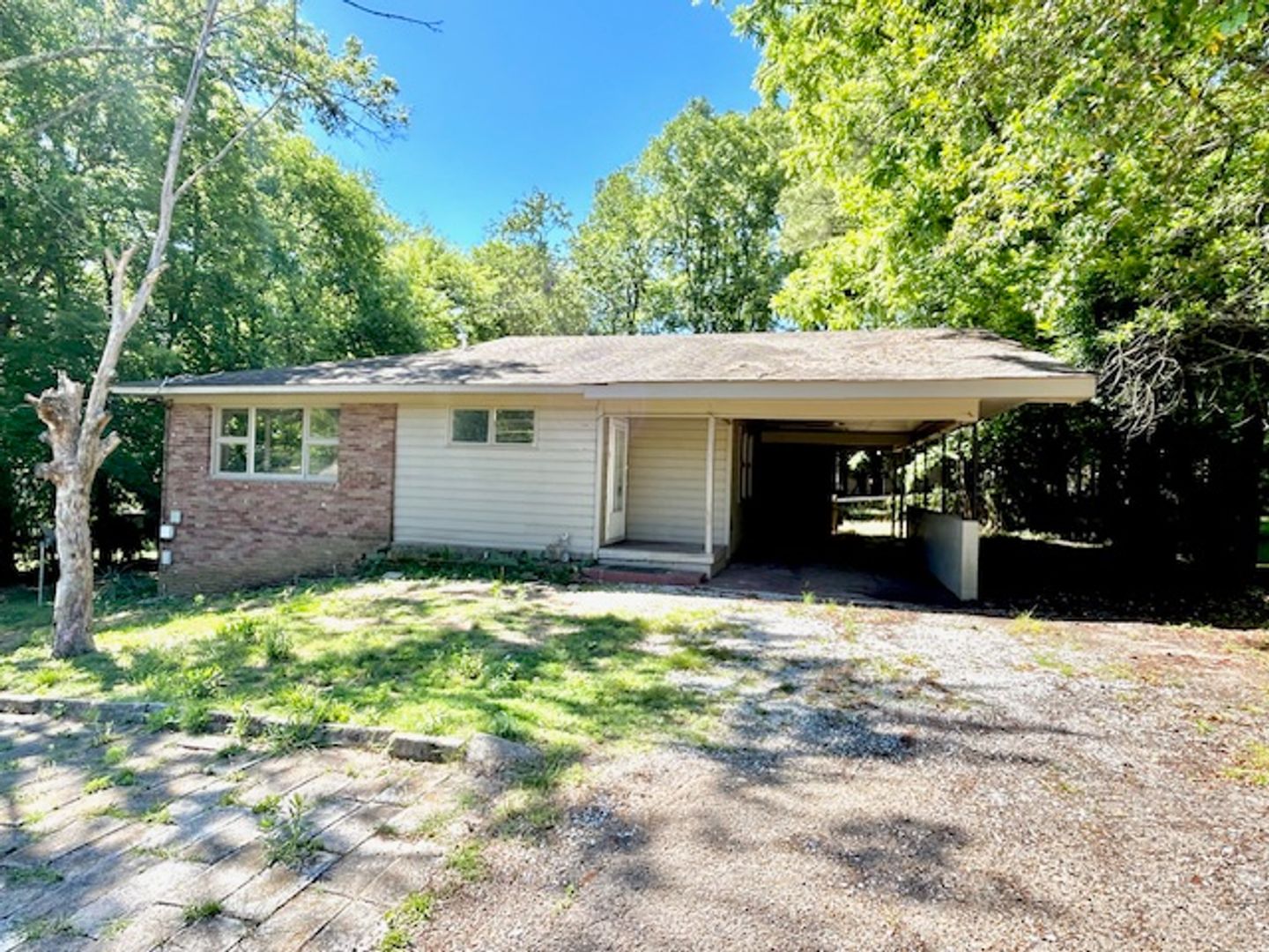 Huntsville House: 2707 Garvin Road