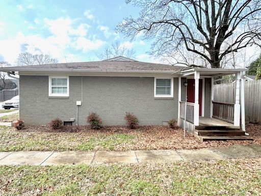 Fully Updated Studio with Modern Finishes in Prime Location. MOVE IN SPECIAL! – photo 1
