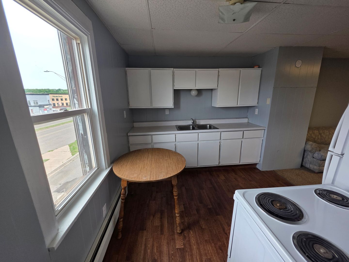 Ishpeming Apartment: 110 E Canda St