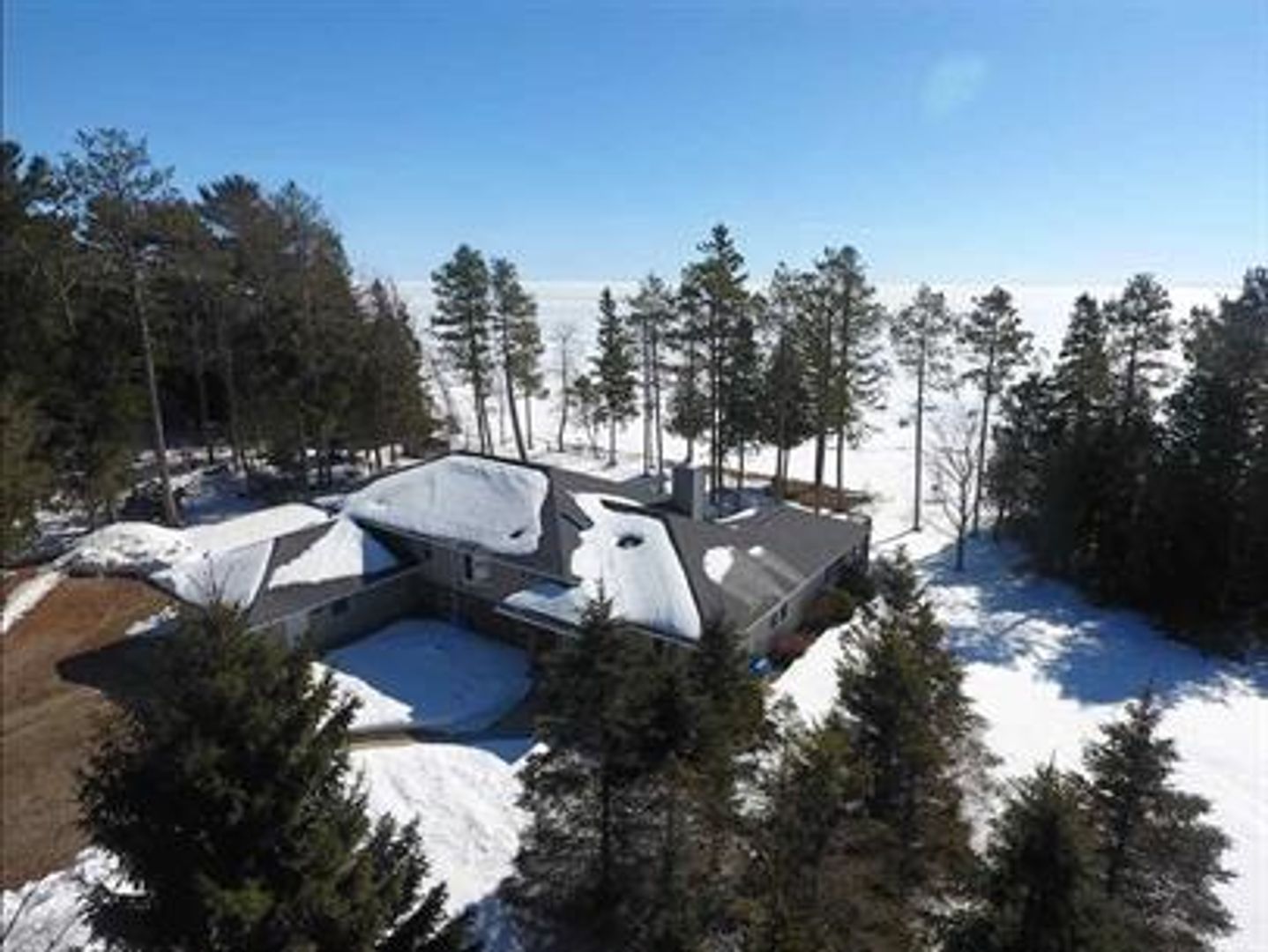 1262 Michigan 35 Bark River, MI