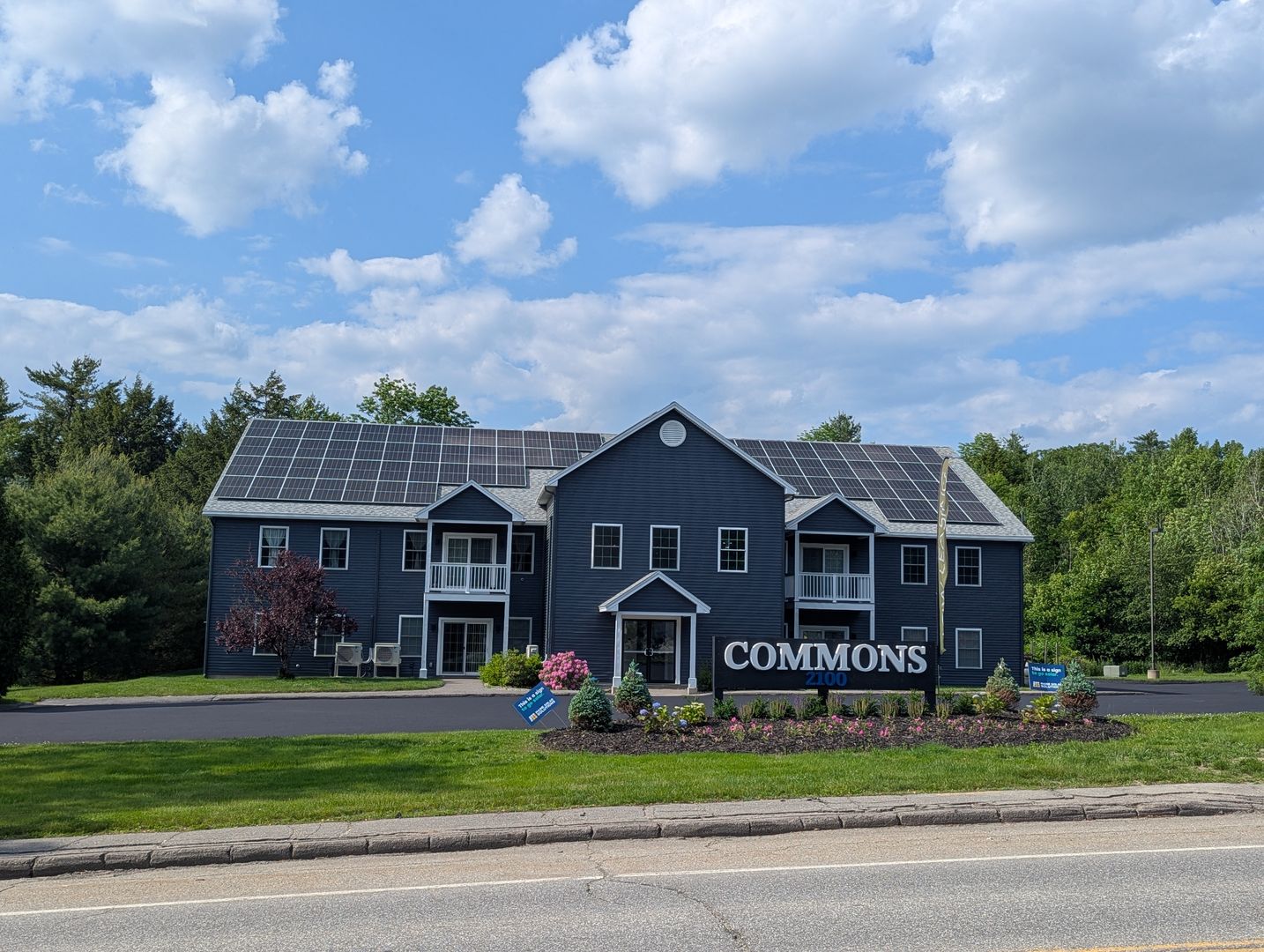 Augusta Apartment: 4 Commonwealth Ln