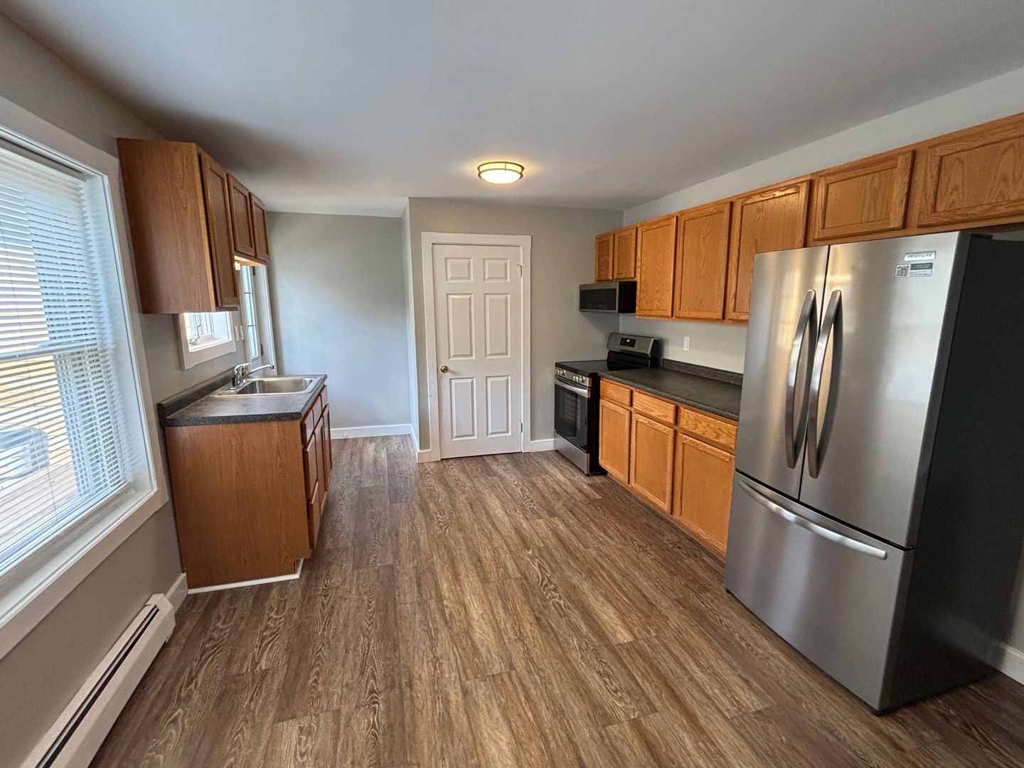 China Apartment: 19 Dirigo Rd