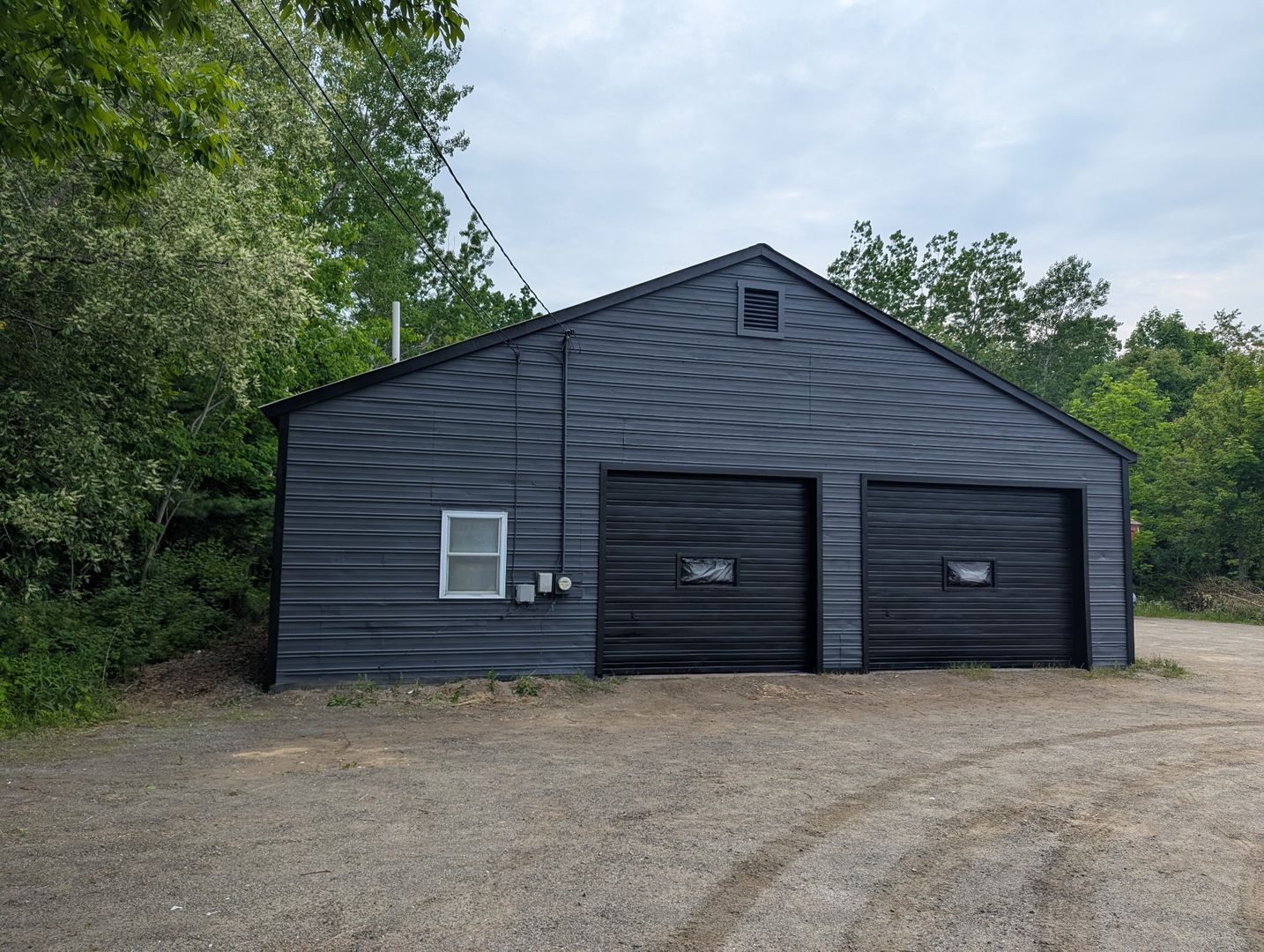 Belfast Apartment: 219 Waldo Ave