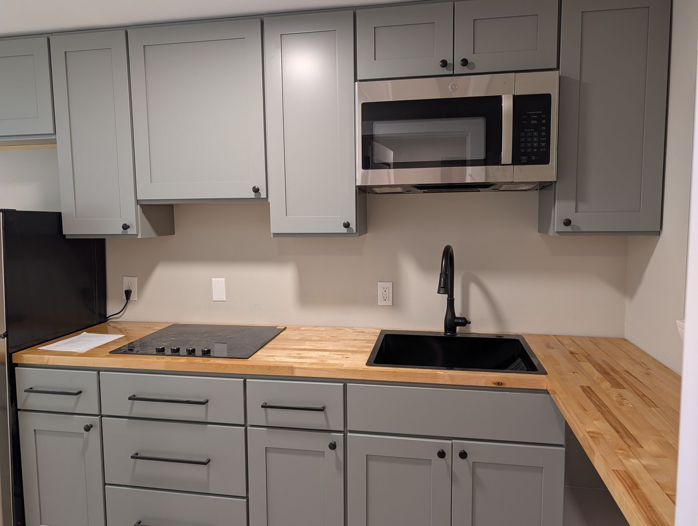 Rockport Apartment: 242 Commercial Street