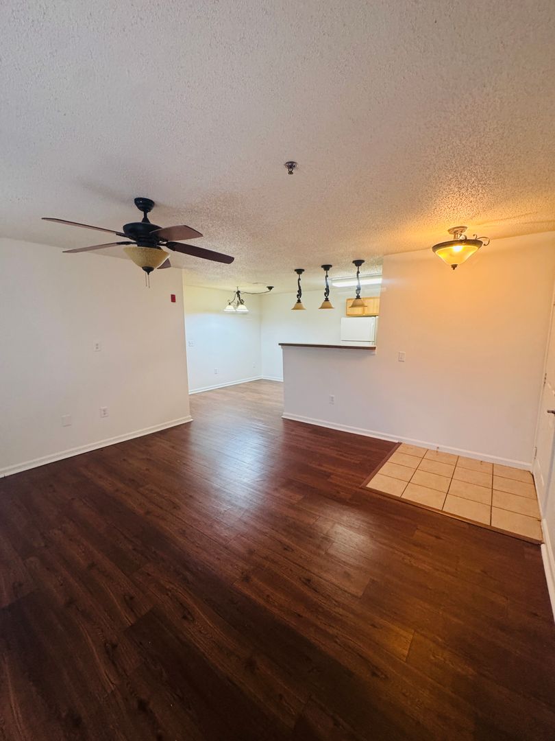 Cleveland Apartment: 1525 Spring Place Rd SE