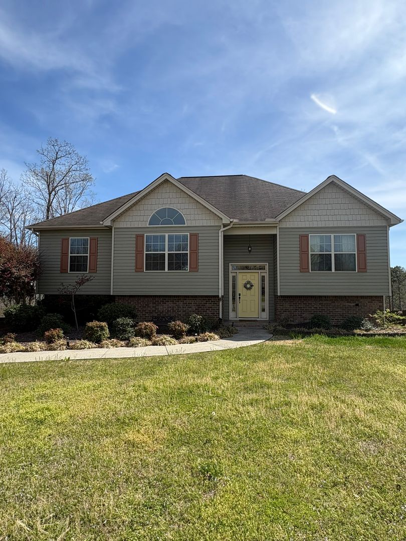 Ooltewah House: 7356 Landlock Drive