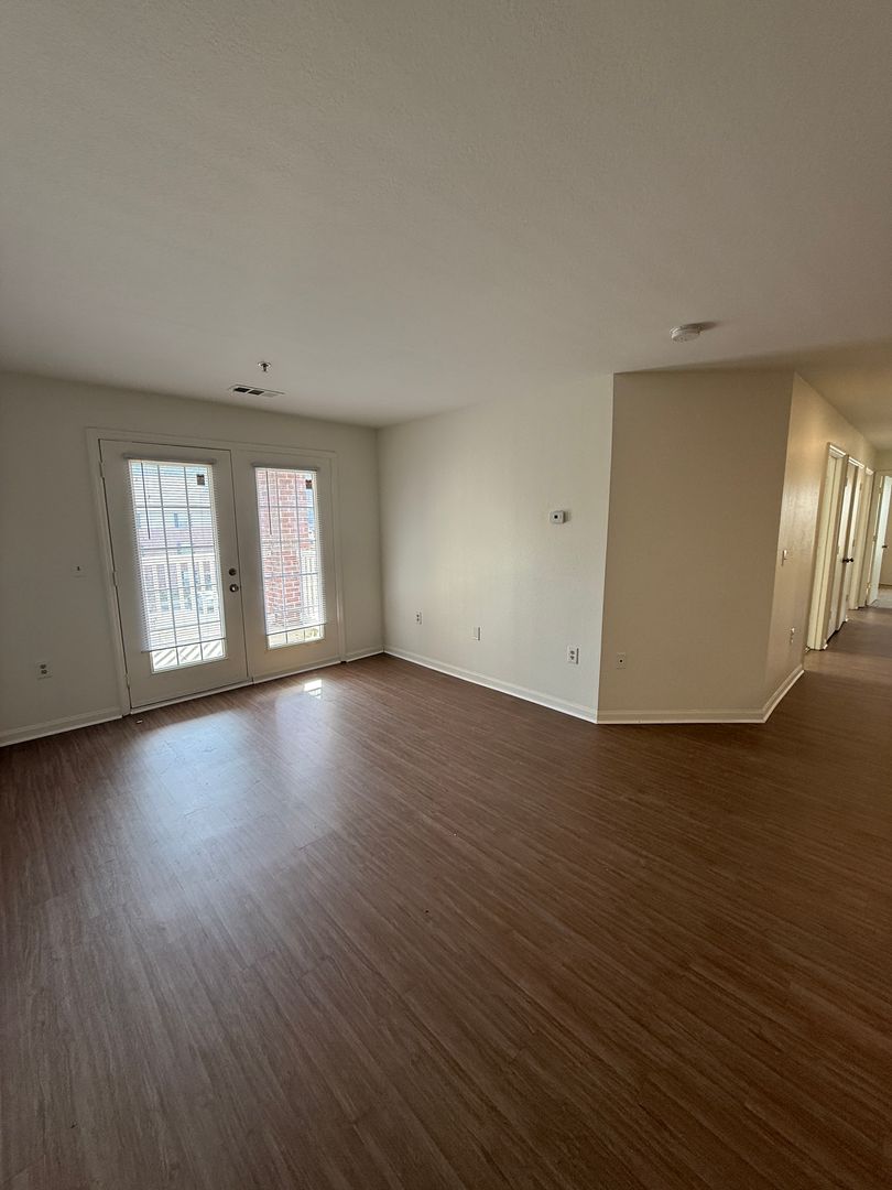 Chattanooga Apartment: 2001 S. Lyerly Street