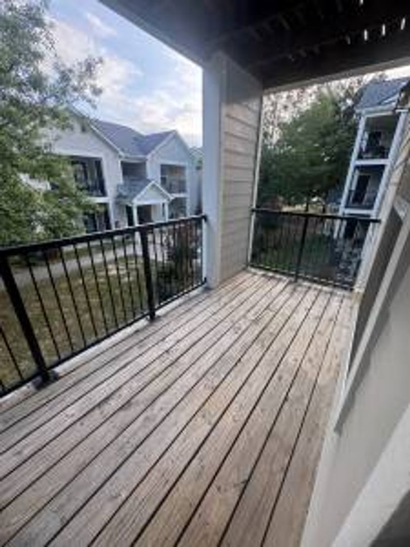 Cleveland Apartment: 1525 Spring Place Rd SE