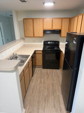 2 Bed 2 Bath Rental at 2001 S Lyerly St - Apt 334, Chattanooga, TN – photo 1