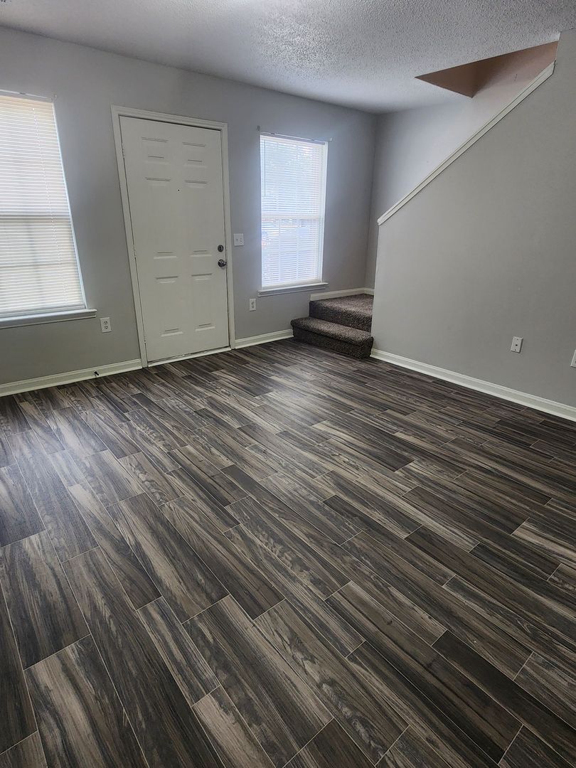 Huntsville Apartment: 2400 1st Street SW