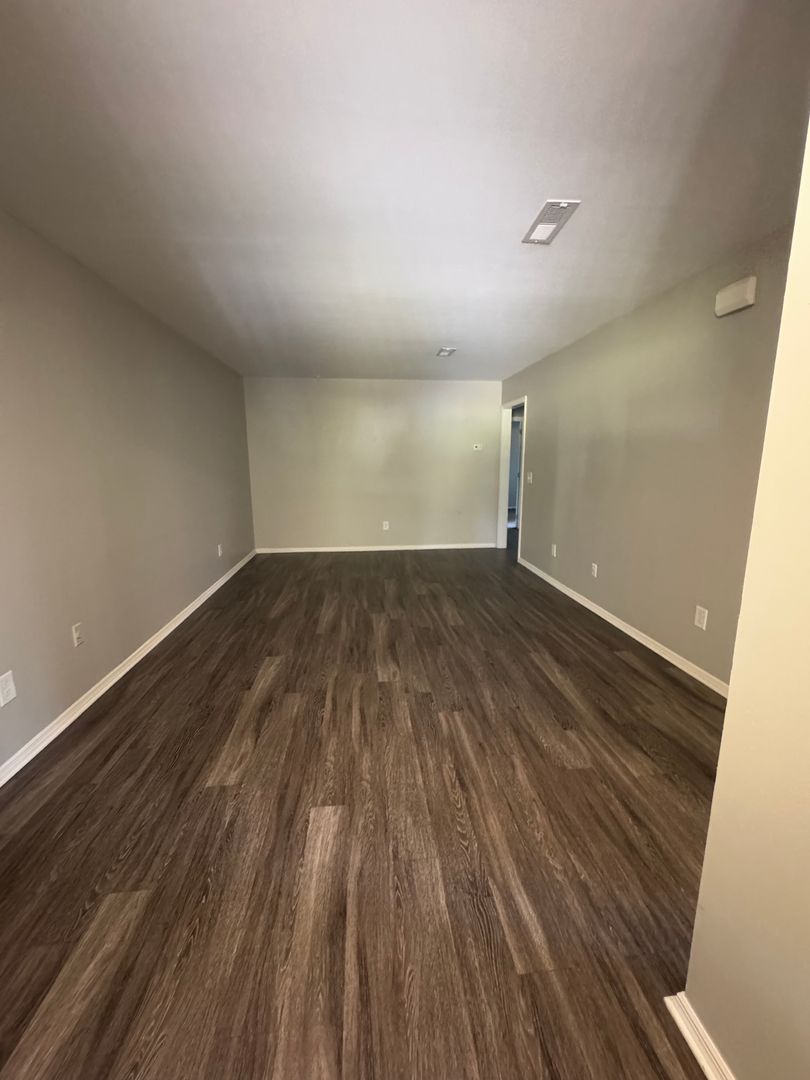 Chattanooga Apartment: 32 South Germantown Road