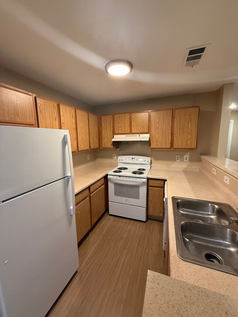 Chattanooga Apartment: 2001 S. Lyerly Street