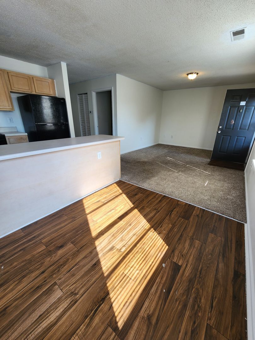 Decatur Apartment: 306 Courtney Drive SW