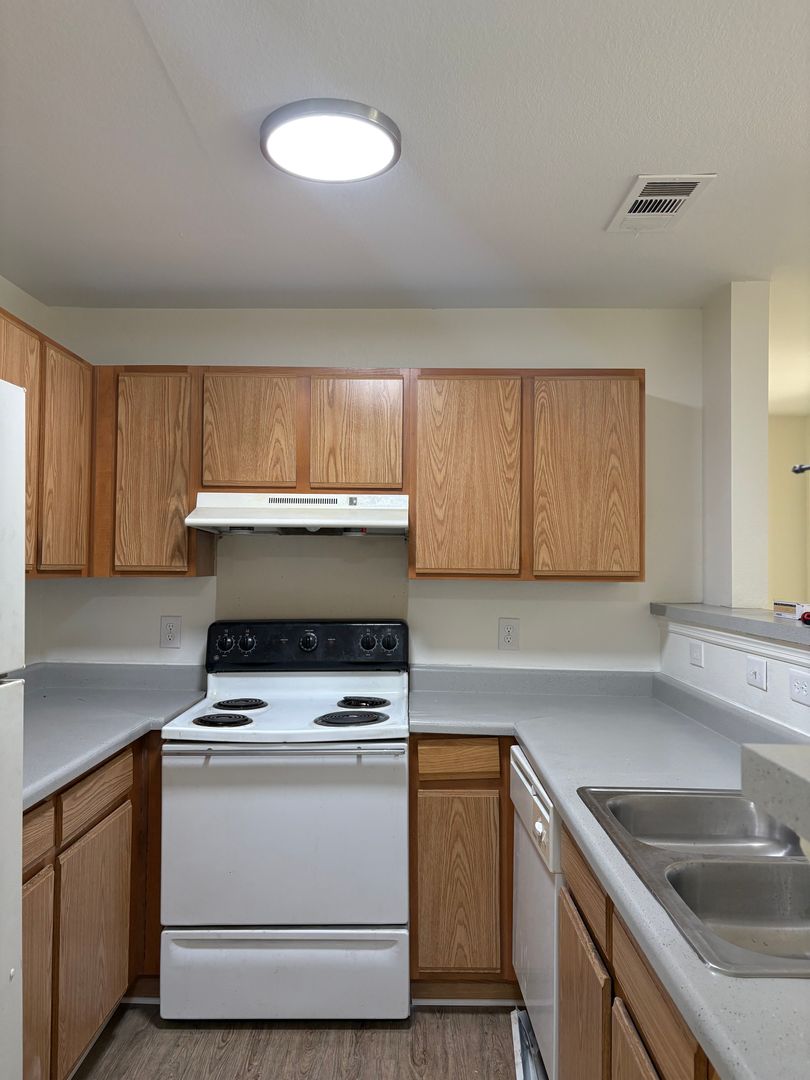 Chattanooga Apartment: 2001 S. Lyerly Street