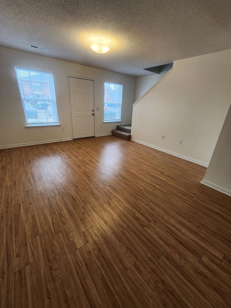 Huntsville Apartment: 2400 1st Street SW