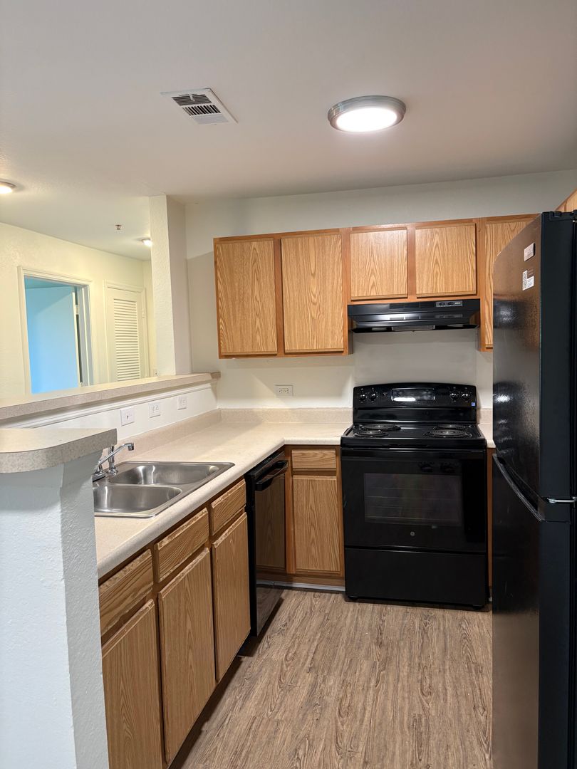 Chattanooga Apartment: 2001 S. Lyerly Street
