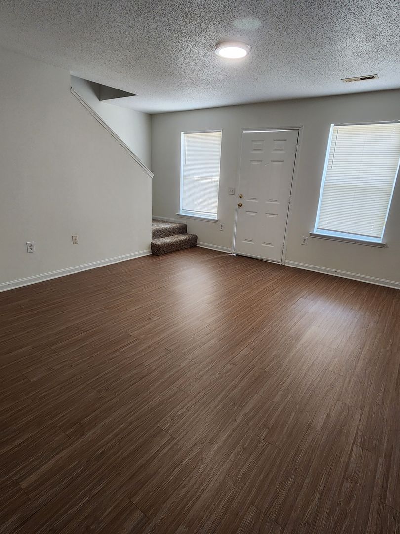 Huntsville Apartment: 2400 1st Street SW