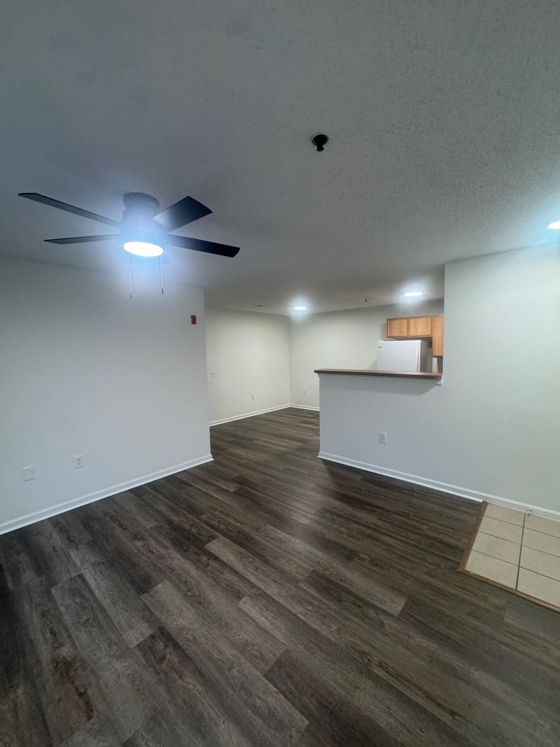 Cleveland Apartment: 1525 Spring Place Rd SE