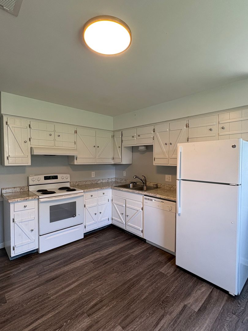 Chattanooga Apartment: 32 South Germantown Road
