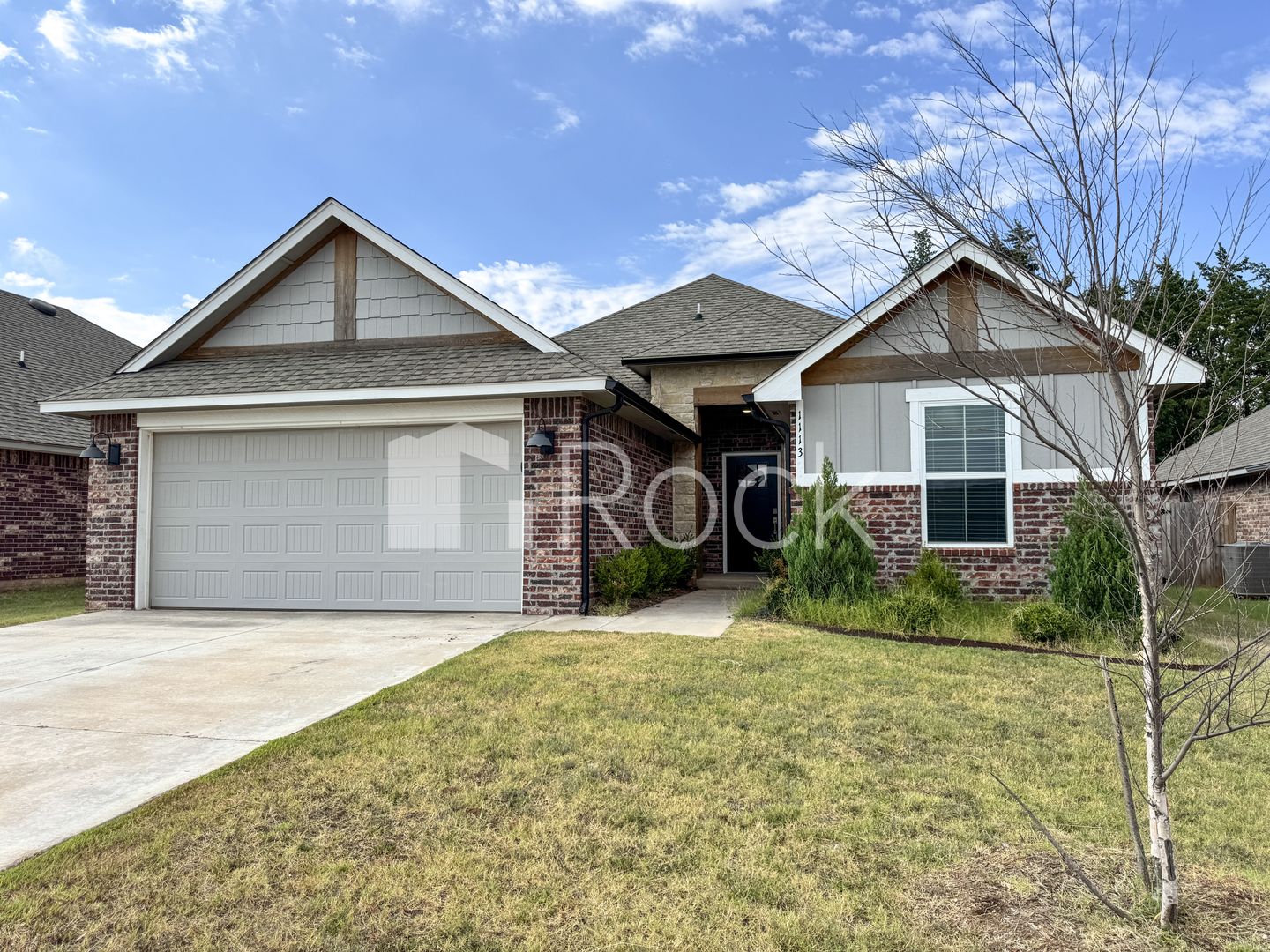 Noble House: 1113 Magnolia Drive
