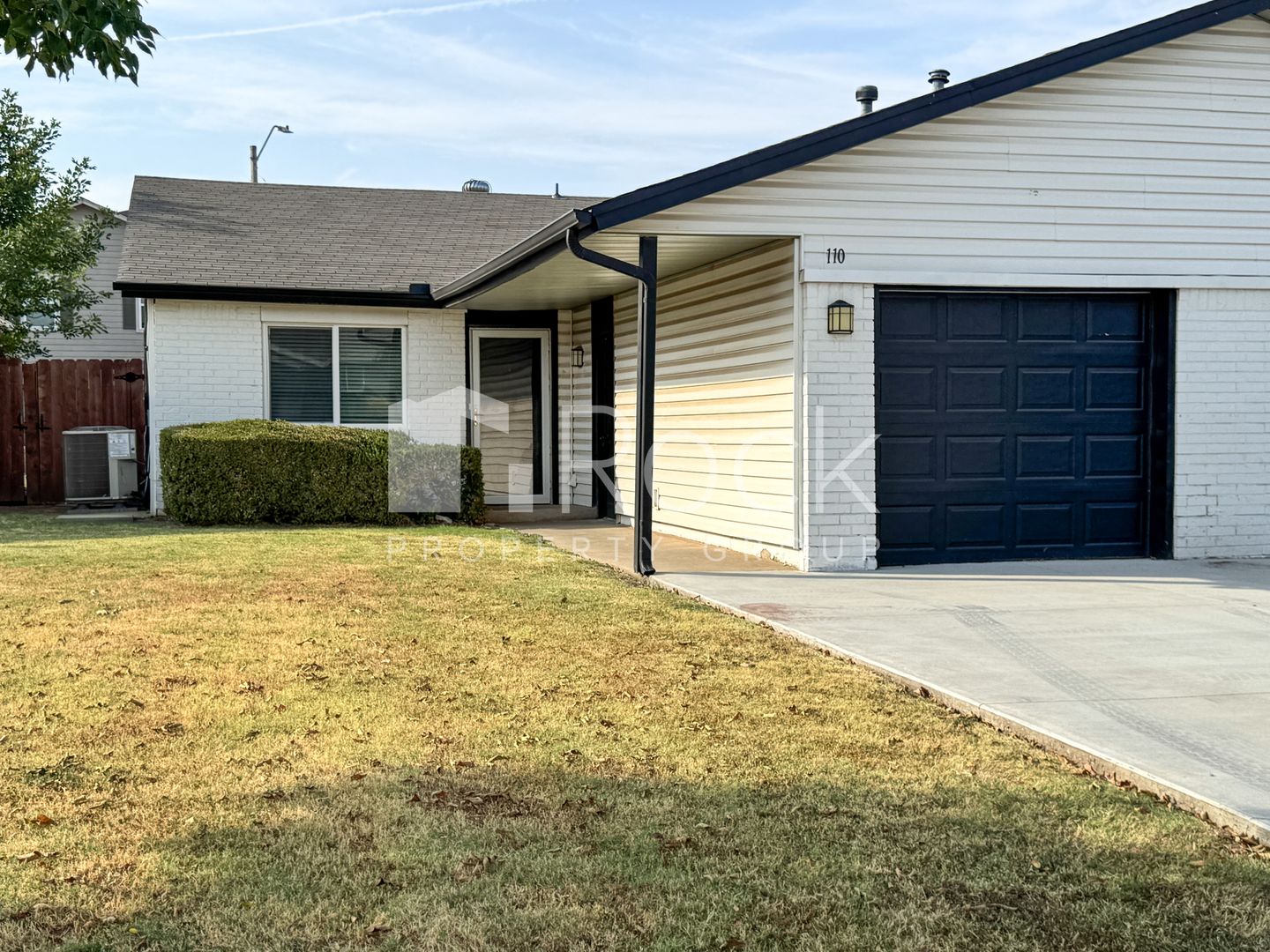 Okahoma City OK Apartment: 8720 S Santa Fe Ave
