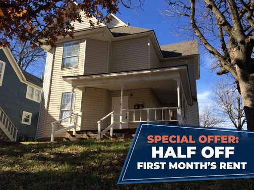 2-Bedroom, 2-Bath Duplex with 3 Living Areas & Over 1,200 SF | Half Off First Month’s Rent! – photo 1