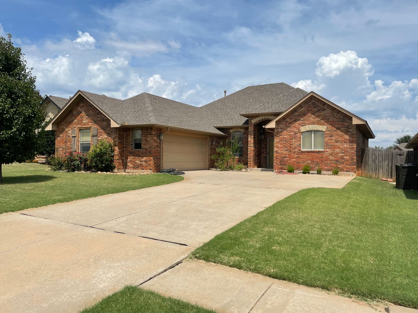 Moore House: 2705 SE 39th St.