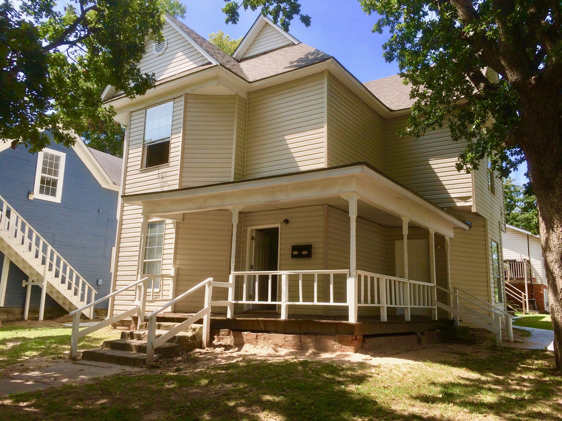 328 N. Philadelphia Avenue